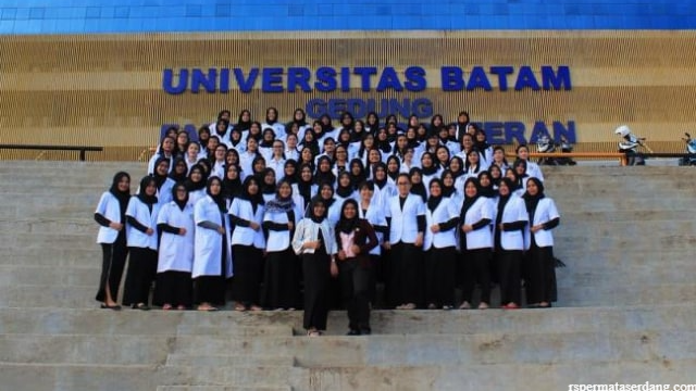 Universitas Negeri Batam Menjelajahi Prestasi dan Kontribusi